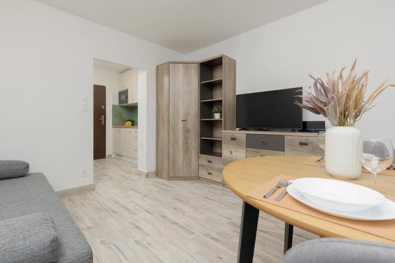 Studio Warsaw Wlochy 1 Sierpnia By Noclegi Renters エクステリア 写真